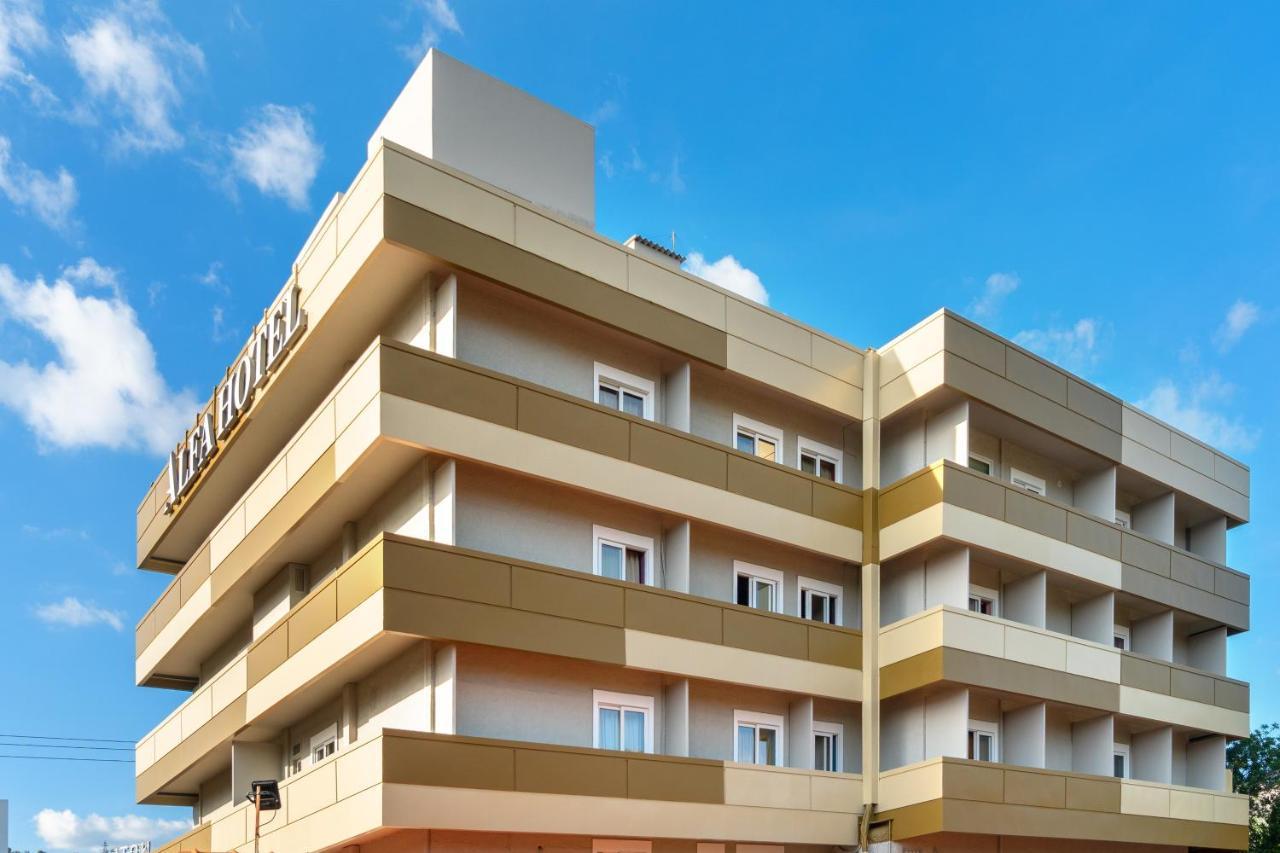 Alfa Hotel Skaramangás Esterno foto