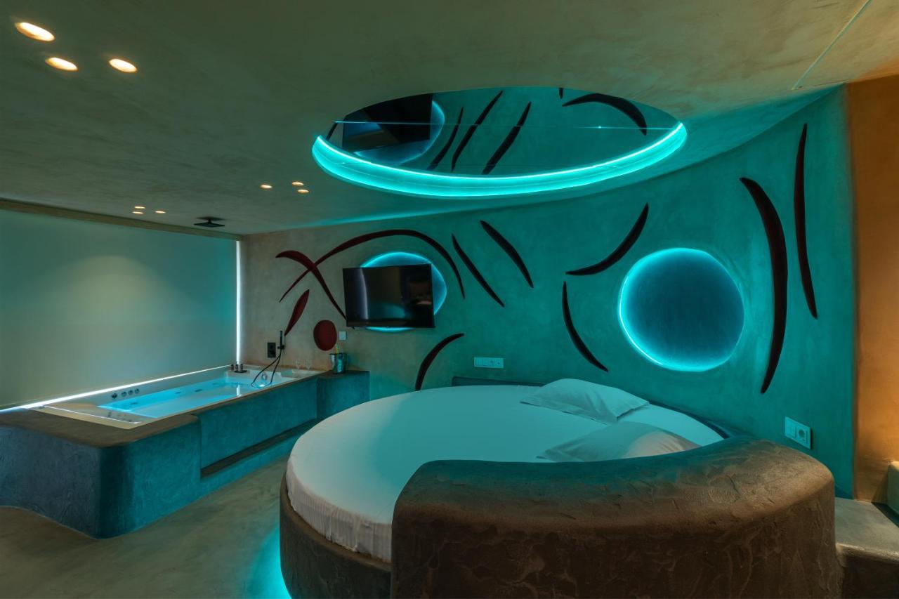 Alfa Hotel Skaramangás Esterno foto