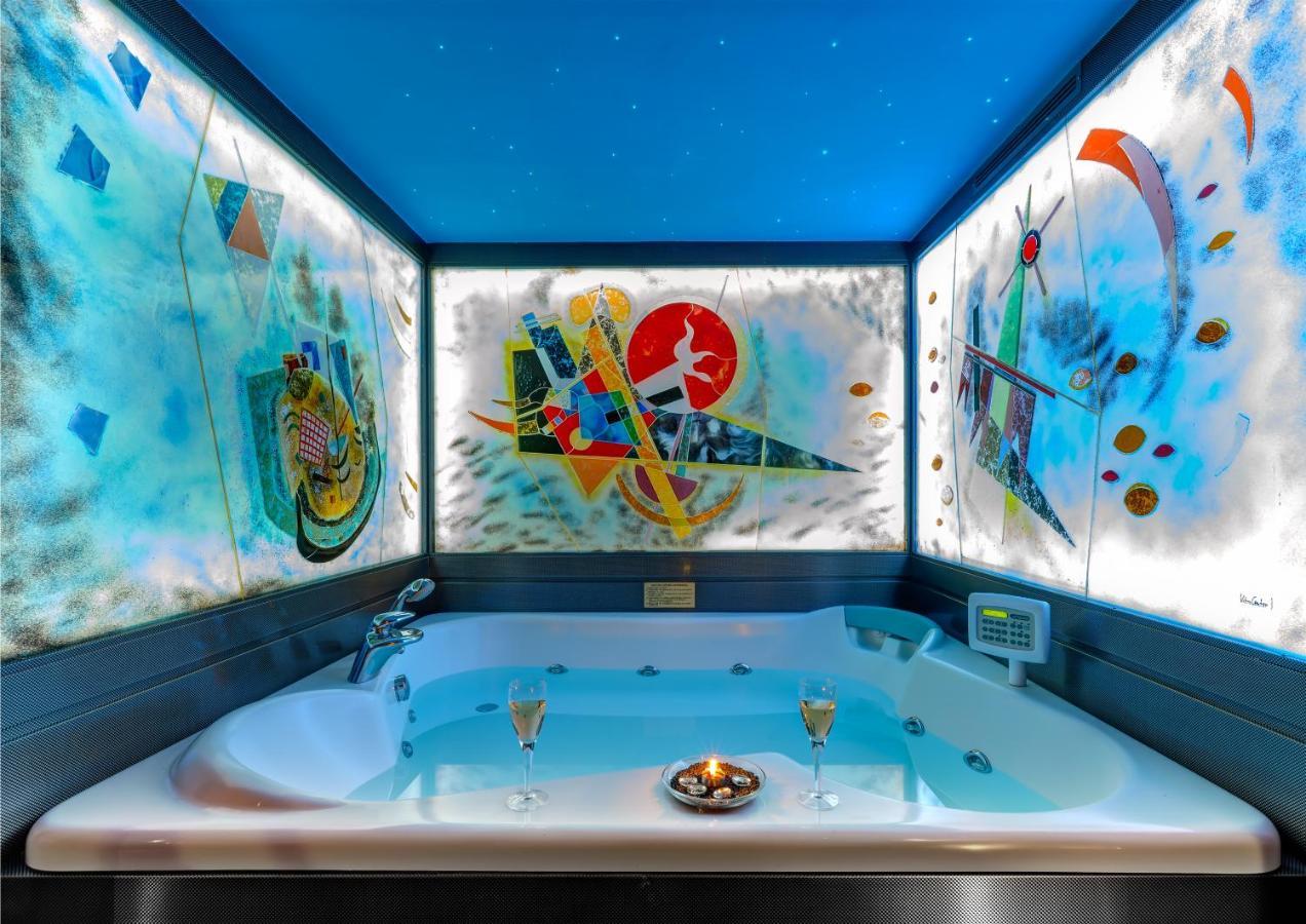 Alfa Hotel Skaramangás Esterno foto